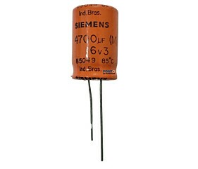 Capacitor Eletrolítico 4700uF x 6V3
