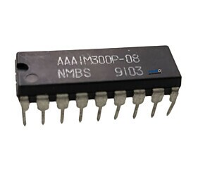 Circuito Integrado AAAIM300P-08