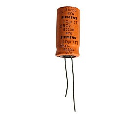 Capacitor Eletrolitico 10uF x 250V RD 85º 85200 Siemens