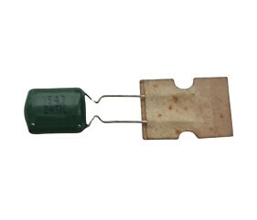 Capacitor Poliéster 150K x 100V = 154J 2Asic