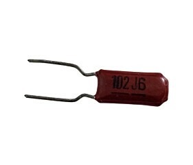 Capacitor Poliéster 1K x 100V = 102J6 Marron
