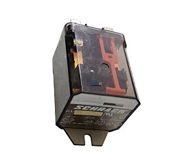Relé RM205615 Schrack